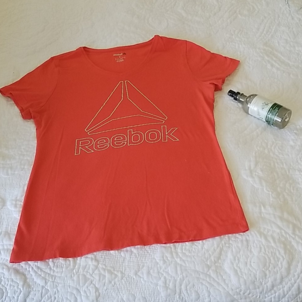Reebok short sleeve top